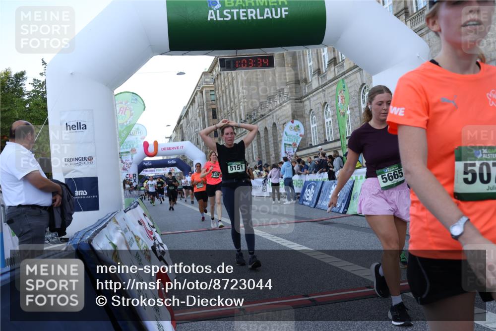 07.09.2025 - BARMER Alsterlauf Strokosch-Dieckow http://msf.ph/oto/8723044 07.09.2025 10:03:32 Ziel 2020, 2294, 2334, 2393, 2542, 3053, 3225, 3708, 5151, 5427, 5665, 5781, 5804, 5845, 6207 meine-sportfotos.de