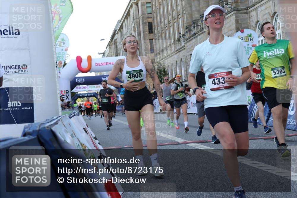 07.09.2025 - BARMER Alsterlauf Strokosch-Dieckow http://msf.ph/oto/8723175 07.09.2025 10:04:22 Ziel 2130, 2644, 2652, 2709, 3010, 3272, 3310, 3311, 3352, 3519, 3719, 4074, 4333, 4779, 4822, 4868, 4905, 5162, 5303, 5371, 5689, 5938, 6123, 6279 meine-sportfotos.de