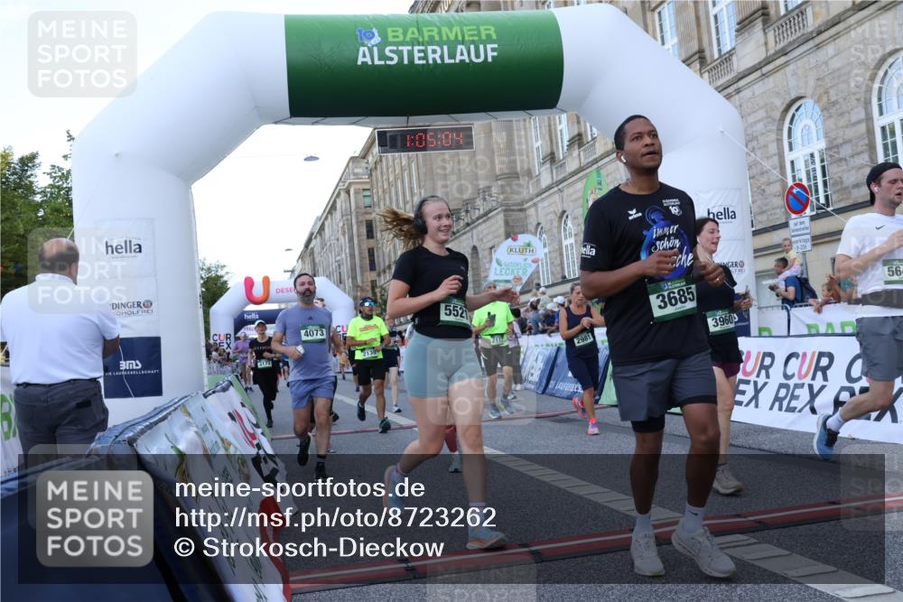 07.09.2025 - BARMER Alsterlauf Strokosch-Dieckow http://msf.ph/oto/8723262 07.09.2025 10:05:03 Ziel 2065, 2113, 2139, 2333, 2366, 2643, 2831, 2833, 2981, 3172, 3173, 3261, 3685, 3913, 3938, 3960, 4073, 4347, 4372, 4666, 4697, 4728, 4730, 4733, 4910, 5379, 5521, 5612, 5640, 5683, 5684, 5844, 6214, 6259, 6265 meine-sportfotos.de
