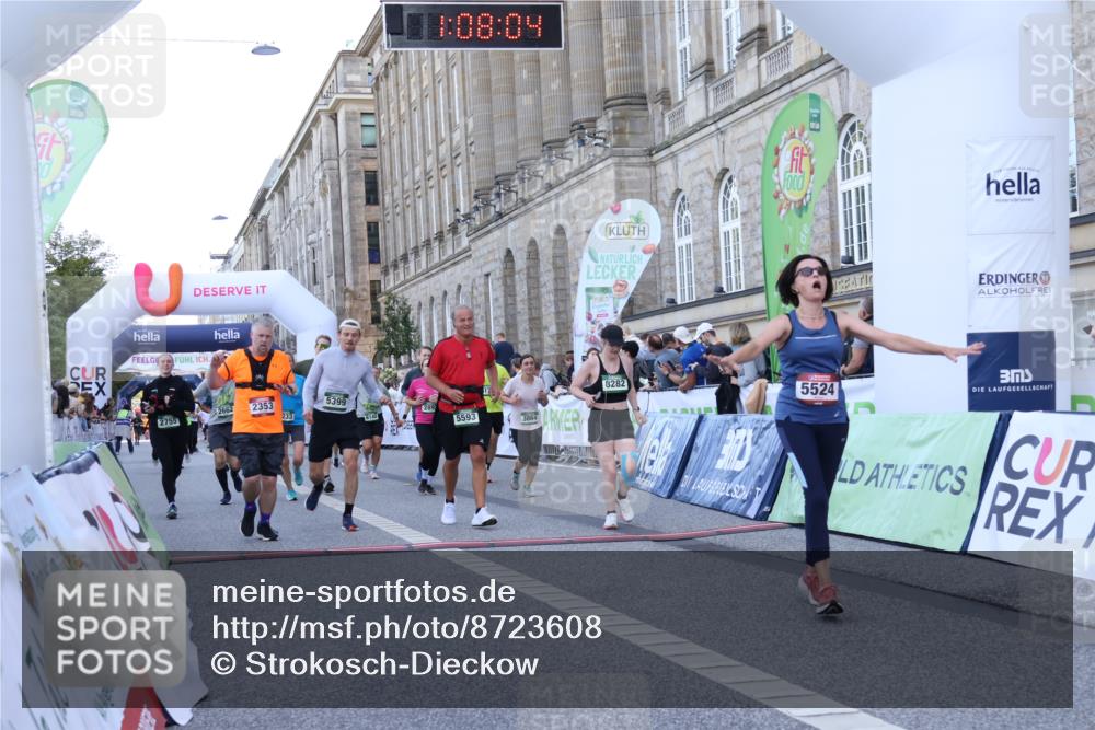 07.09.2025 - BARMER Alsterlauf Strokosch-Dieckow http://msf.ph/oto/8723608 07.09.2025 10:08:03 Ziel 2109, 2110, 2233, 2353, 2372, 2662, 2755, 2893, 2939, 2965, 3265, 3864, 3976, 4110, 4860, 5173, 5315, 5399, 5402, 5524, 5593, 5854, 5939, 6140, 6141, 8282 meine-sportfotos.de