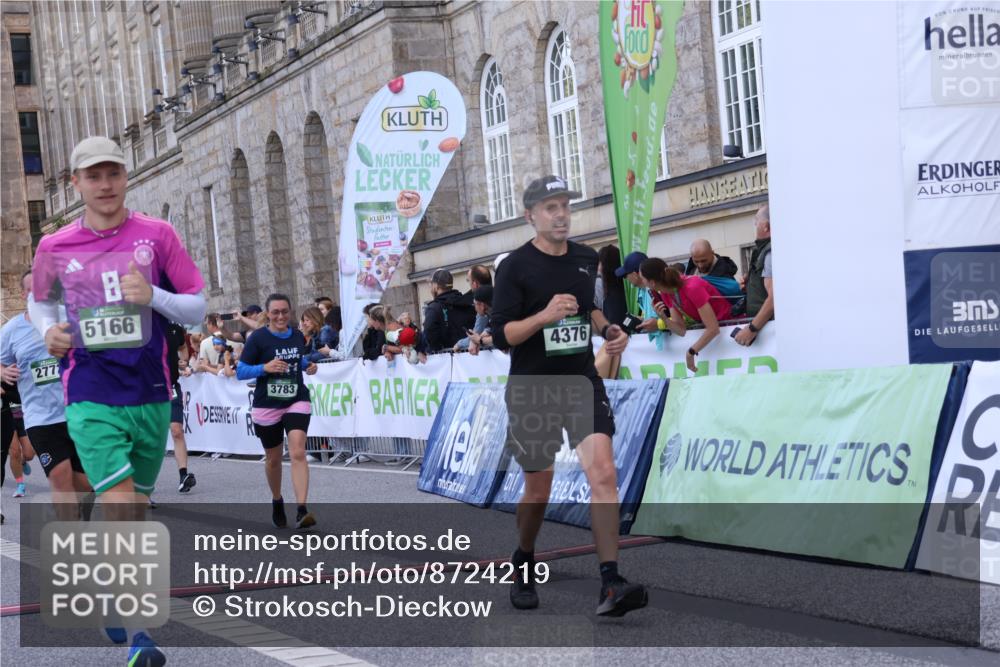 07.09.2025 - BARMER Alsterlauf Strokosch-Dieckow http://msf.ph/oto/8724219 07.09.2025 10:12:10 Ziel 2283, 2772, 2820, 2934, 3393, 3398, 3783, 3867, 4376, 4491, 5166, 5448, 5649, 5650, 6124, 6130, 6144, 6180, 8264 meine-sportfotos.de