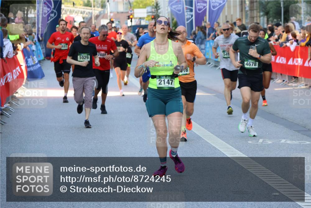 07.09.2025 - BARMER Alsterlauf Strokosch-Dieckow http://msf.ph/oto/8724245 07.09.2025 09:49:55 Ziel 2328, 2484, 2697, 2906, 2912, 3032, 3037, 3299, 3320, 3579, 3728, 3819, 4326, 4924, 4988, 5215, 5372, 5428, 5460, 5470, 5565, 5587, 5722, 5776, 5812, 6133, 6252, 6311, 8262, 8377, 8415, 8419 meine-sportfotos.de