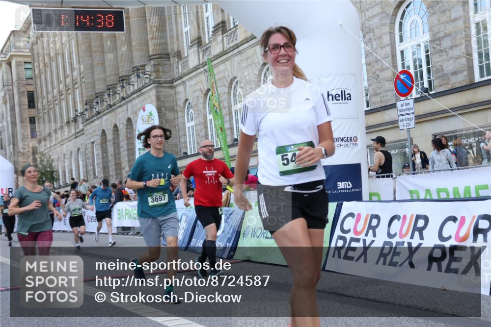 07.09.2025 - BARMER Alsterlauf Strokosch-Dieckow http://msf.ph/oto/8724587 07.09.2025 10:14:37 Ziel 2073, 2264, 3503, 3504, 3697, 3734, 3735, 4489, 4553, 4699, 5277, 5278, 5447, 5468, 5830, 6282, 6284, 8226 meine-sportfotos.de