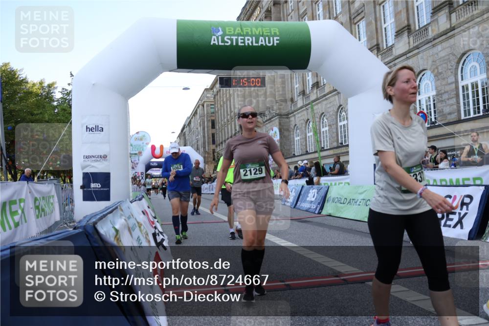 07.09.2025 - BARMER Alsterlauf Strokosch-Dieckow http://msf.ph/oto/8724667 07.09.2025 10:14:58 Ziel 2129, 2166, 2296, 2712, 2873, 4108, 4364, 5062, 6312, 6337, 8257 meine-sportfotos.de