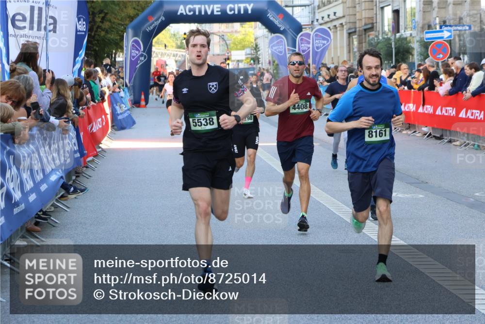 07.09.2025 - BARMER Alsterlauf Strokosch-Dieckow http://msf.ph/oto/8725014 07.09.2025 09:47:30 Ziel 2081, 2121, 2278, 2584, 3465, 3650, 3974, 4034, 4182, 4602, 4731, 4884, 4946, 4977, 5043, 5423, 5745, 5757, 5917, 5966, 6015, 6016, 6131, 8009, 8275, 8293, 8391 meine-sportfotos.de