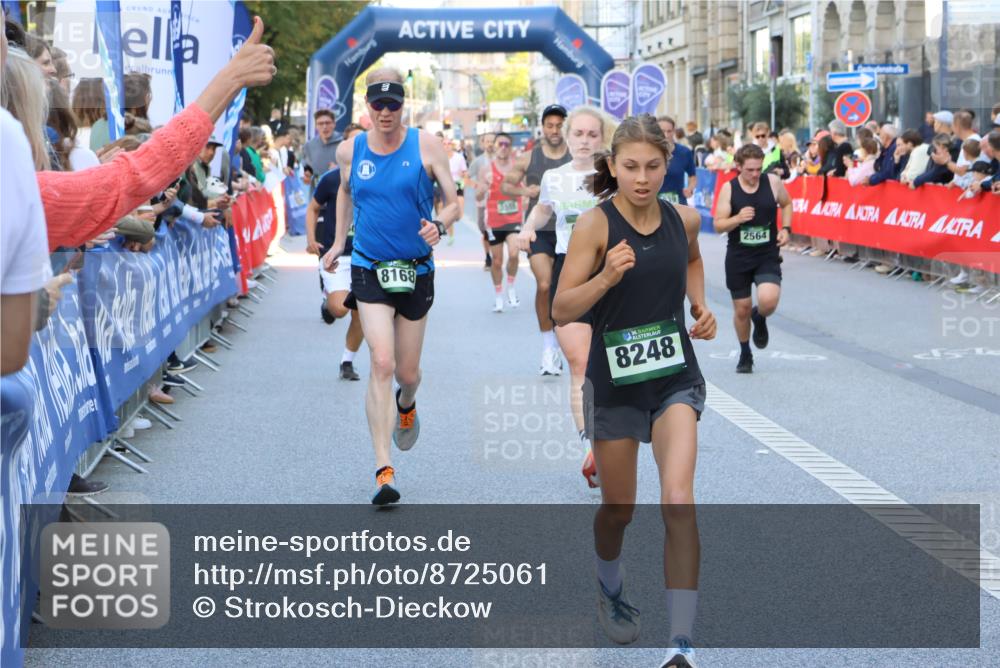 07.09.2025 - BARMER Alsterlauf Strokosch-Dieckow http://msf.ph/oto/8725061 07.09.2025 09:47:19 Ziel 2121, 2656, 3484, 3650, 3974, 4034, 4182, 4212, 4731, 4977, 4978, 5043, 5745, 5966, 6131, 8391, 8454 meine-sportfotos.de