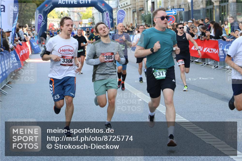 07.09.2025 - BARMER Alsterlauf Strokosch-Dieckow http://msf.ph/oto/8725774 07.09.2025 09:44:53 Ziel 2034, 2072, 2361, 2869, 3602, 3877, 4030, 4076, 4391, 4482, 4569, 4575, 4825, 4885, 4951, 4974, 5202, 5288, 5323, 5495, 5496, 5773, 6095, 6113, 6163, 8015, 8255, 8274, 8355, 8440, 8442 meine-sportfotos.de