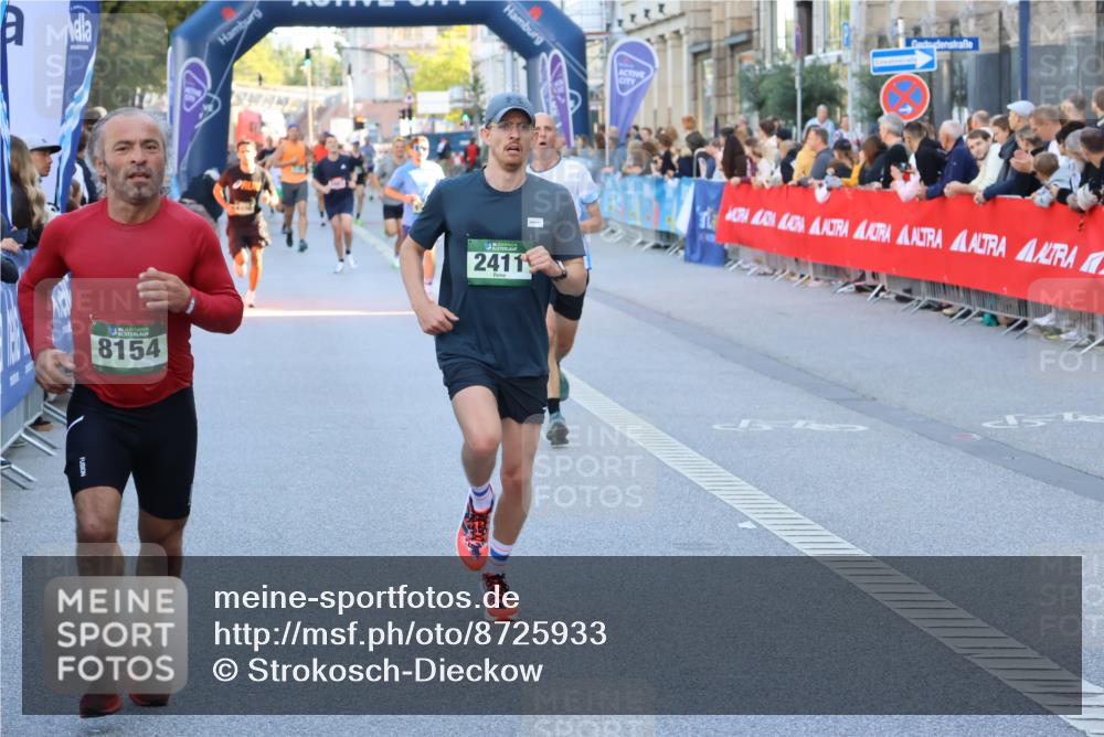 07.09.2025 - BARMER Alsterlauf Strokosch-Dieckow http://msf.ph/oto/8725933 07.09.2025 09:44:21 Ziel 2340, 2389, 2561, 2742, 3230, 3305, 3306, 4095, 4543, 4599, 4959, 5126, 5246, 5317, 5388, 5500, 5913, 6006, 6116, 6204, 6320 meine-sportfotos.de