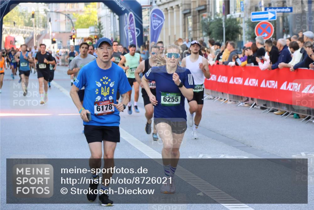 07.09.2025 - BARMER Alsterlauf Strokosch-Dieckow http://msf.ph/oto/8726021 07.09.2025 09:43:58 Ziel 2411, 2785, 3458, 3596, 3638, 4472, 4896, 5227, 5751, 5983, 6120, 6193, 8154 meine-sportfotos.de