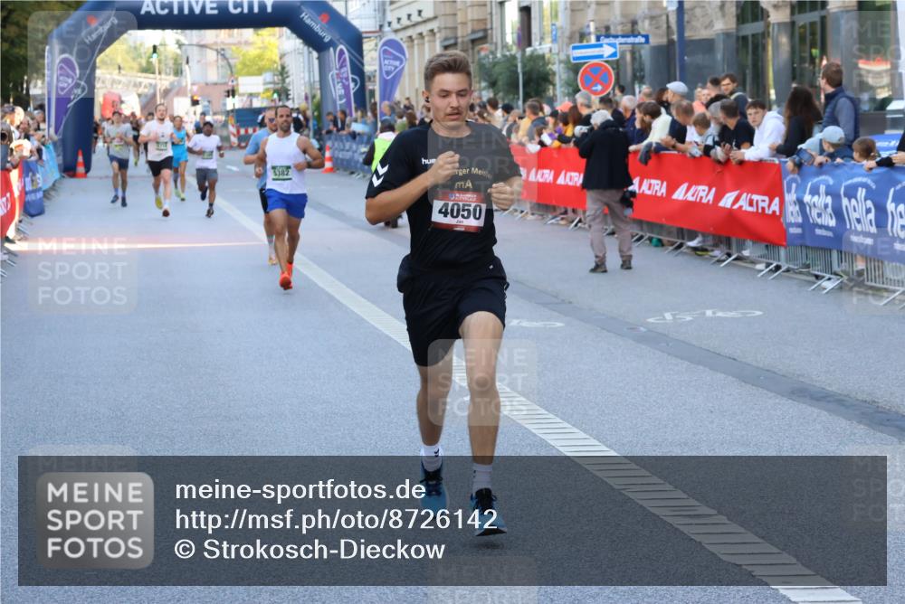 07.09.2025 - BARMER Alsterlauf Strokosch-Dieckow http://msf.ph/oto/8726142 07.09.2025 09:43:26 Ziel 2191, 3480, 4022, 4140, 5264, 5421, 5467, 6178, 6250, 6255, 8136, 8139 meine-sportfotos.de