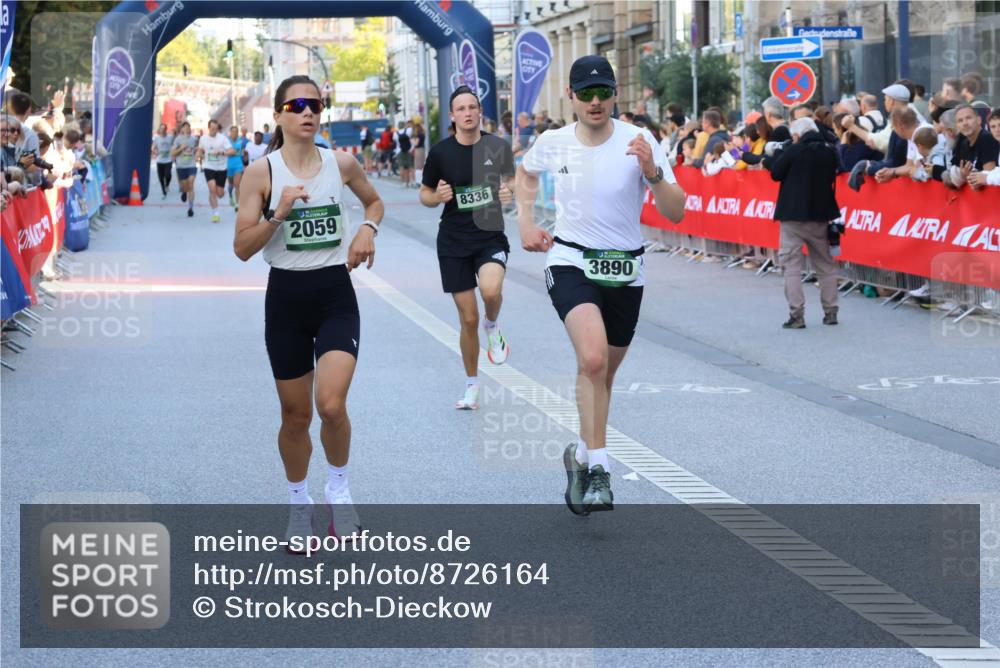 07.09.2025 - BARMER Alsterlauf Strokosch-Dieckow http://msf.ph/oto/8726164 07.09.2025 09:43:22 Ziel 2191, 4022, 4140, 5264, 5421, 5467, 6178, 6250, 8006, 8136, 8139 meine-sportfotos.de