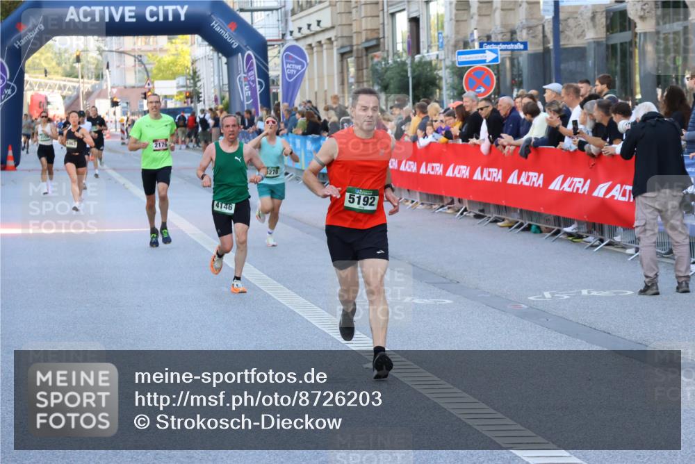 07.09.2025 - BARMER Alsterlauf Strokosch-Dieckow http://msf.ph/oto/8726203 07.09.2025 09:43:09 Ziel 2191, 2400, 3814, 4022, 4050, 5382, 5389, 5421, 5467, 5714, 8006, 8136, 8139, 8336 meine-sportfotos.de