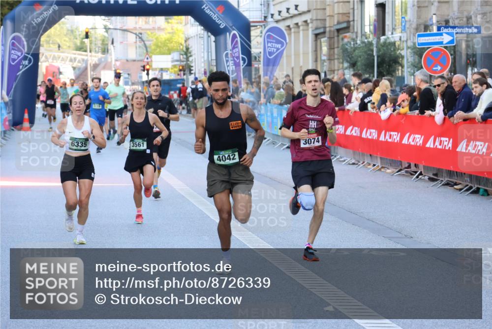 07.09.2025 - BARMER Alsterlauf Strokosch-Dieckow http://msf.ph/oto/8726339 07.09.2025 09:42:37 Ziel 2111, 2231, 3572, 4146, 4303, 4594, 5192, 5213, 5356, 5449, 5662 meine-sportfotos.de