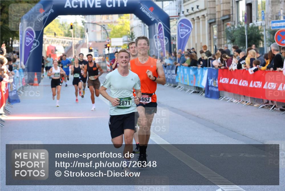 07.09.2025 - BARMER Alsterlauf Strokosch-Dieckow http://msf.ph/oto/8726348 07.09.2025 09:42:31 Ziel 2111, 2231, 3572, 4303, 4594, 5118, 5213, 5356, 5449, 5662, 5906, 6253, 6297, 8265, 8408 meine-sportfotos.de