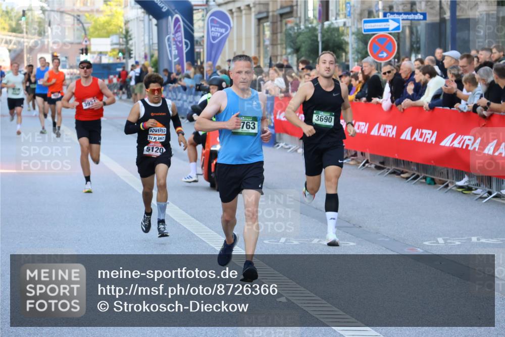07.09.2025 - BARMER Alsterlauf Strokosch-Dieckow http://msf.ph/oto/8726366 07.09.2025 09:42:22 Ziel 2111, 2231, 3074, 3079, 3561, 4042, 4303, 4594, 5118, 5213, 5356, 5662, 5906, 6253, 6297, 6335, 8265, 8408 meine-sportfotos.de