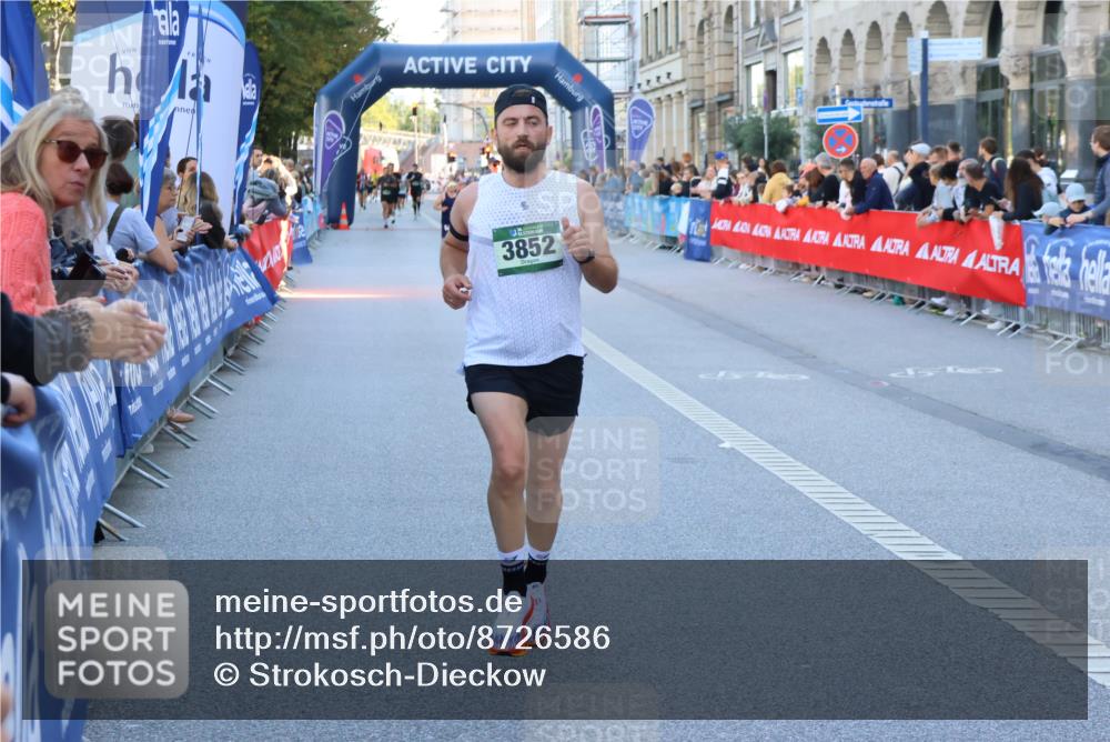 07.09.2025 - BARMER Alsterlauf Strokosch-Dieckow http://msf.ph/oto/8726586 07.09.2025 09:41:09 Ziel 2098, 2694, 3517, 3597, 3906, 4632, 5161, 5476, 5716, 5878, 6125, 8375, 8499 meine-sportfotos.de