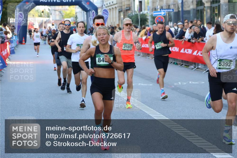 07.09.2025 - BARMER Alsterlauf Strokosch-Dieckow http://msf.ph/oto/8726617 07.09.2025 09:40:58 Ziel 2098, 3097, 3517, 4632, 4692, 5161, 5716, 5878, 8499 meine-sportfotos.de