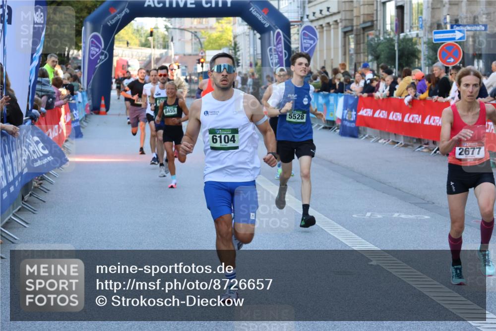 07.09.2025 - BARMER Alsterlauf Strokosch-Dieckow http://msf.ph/oto/8726657 07.09.2025 09:40:53 Ziel 3097, 3516, 3517, 4692, 5878, 8499 meine-sportfotos.de