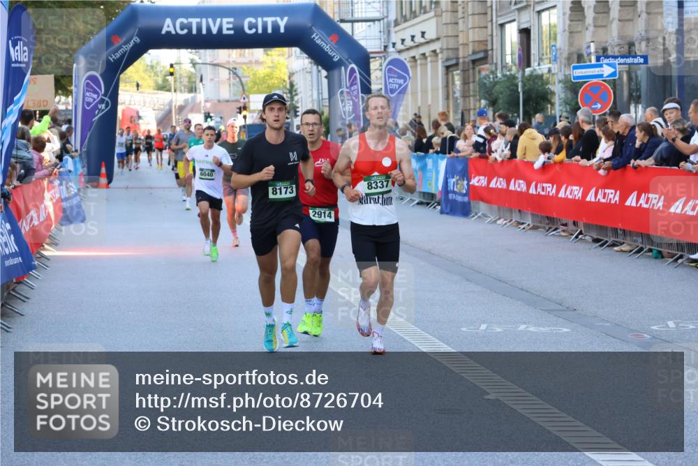 07.09.2025 - BARMER Alsterlauf Strokosch-Dieckow http://msf.ph/oto/8726704 07.09.2025 09:40:30 Ziel 2583, 2677, 3296, 4305, 4307, 4498, 5143, 5210, 5392, 5525, 5528, 5635, 6104, 6307, 8232, 8424, 8435, 8455 meine-sportfotos.de