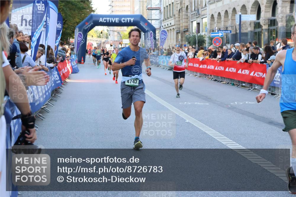 07.09.2025 - BARMER Alsterlauf Strokosch-Dieckow http://msf.ph/oto/8726783 07.09.2025 09:40:10 Ziel 2017, 2358, 2680, 2914, 3673, 3979, 4005, 5142, 5243, 5785, 6040, 6212, 8173, 8337 meine-sportfotos.de