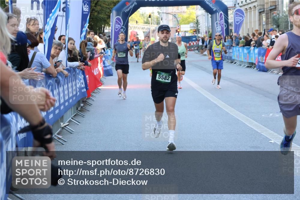 07.09.2025 - BARMER Alsterlauf Strokosch-Dieckow http://msf.ph/oto/8726830 07.09.2025 09:39:54 Ziel 2680, 3467, 3669, 4645, 4747, 4916, 5142, 5785, 5980, 6212, 6309, 6315, 8409 meine-sportfotos.de