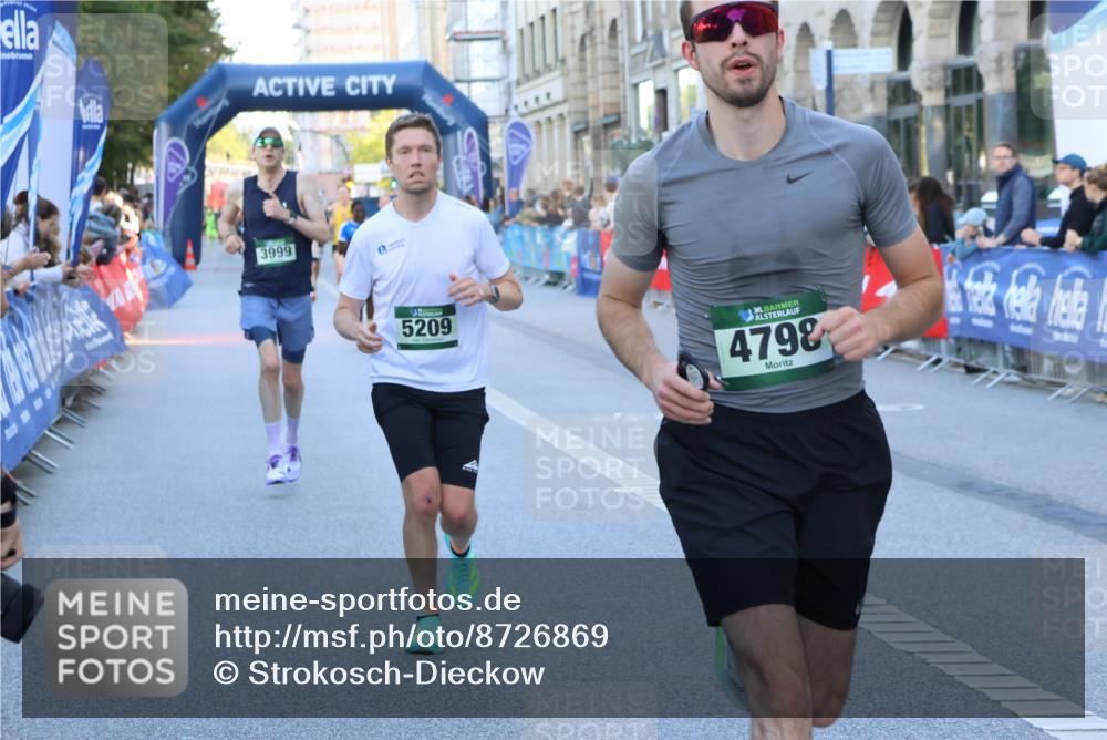 07.09.2025 - BARMER Alsterlauf Strokosch-Dieckow http://msf.ph/oto/8726869 07.09.2025 09:39:30 Ziel 2309, 2401, 2566, 2658, 2964, 3180, 3701, 3753, 4639, 5057, 5436, 5440, 5582, 5863 meine-sportfotos.de
