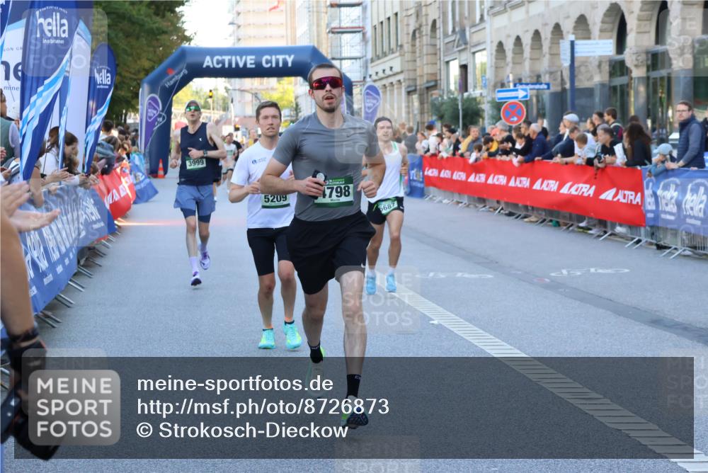 07.09.2025 - BARMER Alsterlauf Strokosch-Dieckow http://msf.ph/oto/8726873 07.09.2025 09:39:29 Ziel 2309, 2401, 2566, 2658, 2964, 3180, 3701, 3753, 4639, 5057, 5436, 5440, 5582, 5863 meine-sportfotos.de