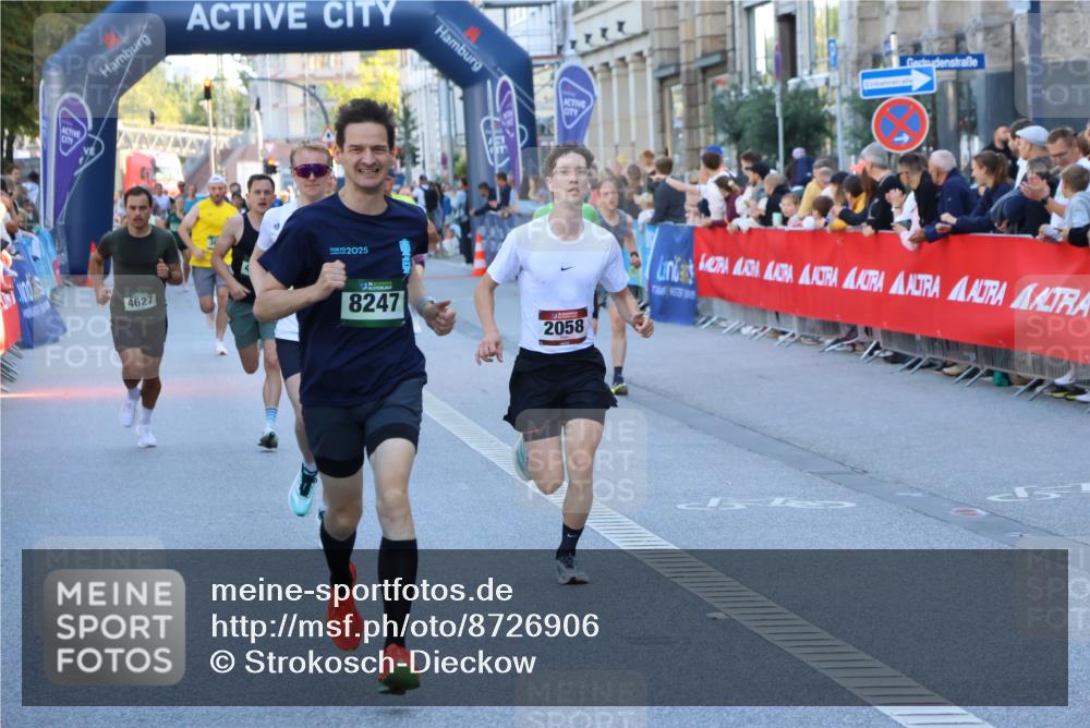 07.09.2025 - BARMER Alsterlauf Strokosch-Dieckow http://msf.ph/oto/8726906 07.09.2025 09:39:05 Ziel 2083, 3598, 3633, 3999, 4122, 4192, 4419, 4521, 4676, 4798, 5080, 5209, 5687, 5790, 5993, 6209, 6308 meine-sportfotos.de