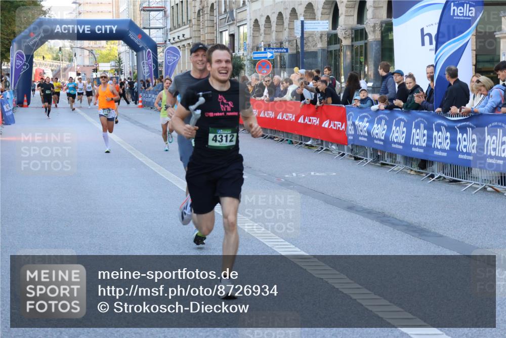 07.09.2025 - BARMER Alsterlauf Strokosch-Dieckow http://msf.ph/oto/8726934 07.09.2025 09:38:21 Ziel 2613, 3717, 4040, 4444, 4763, 5189, 5274, 5393, 5394, 5458, 5546, 5749 meine-sportfotos.de