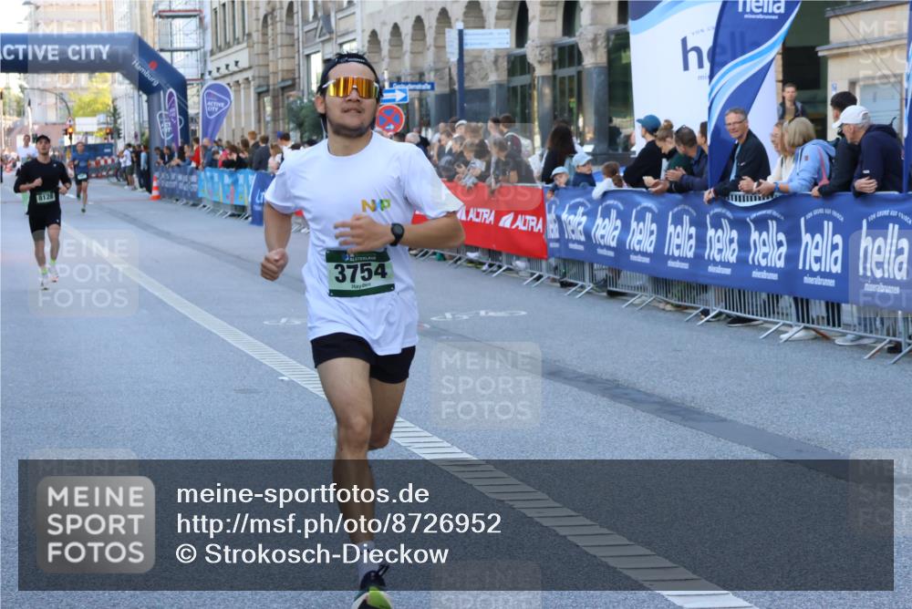 07.09.2025 - BARMER Alsterlauf Strokosch-Dieckow http://msf.ph/oto/8726952 07.09.2025 09:37:59 Ziel 2663, 4312, 4585, 4595, 5157, 5979, 6024, 6197 meine-sportfotos.de