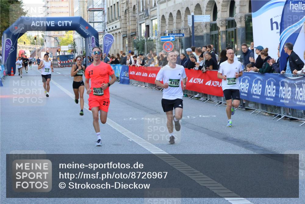 07.09.2025 - BARMER Alsterlauf Strokosch-Dieckow http://msf.ph/oto/8726967 07.09.2025 09:37:46 Ziel 2663, 4595, 4800, 4997, 5566, 6024, 8128 meine-sportfotos.de