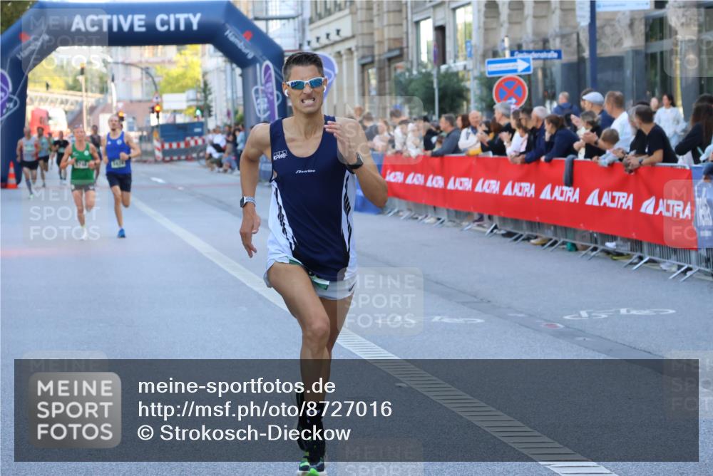 07.09.2025 - BARMER Alsterlauf Strokosch-Dieckow http://msf.ph/oto/8727016 07.09.2025 09:36:32 Ziel 5046, 5066, 5374, 5429, 5700, 6068, 8314 meine-sportfotos.de