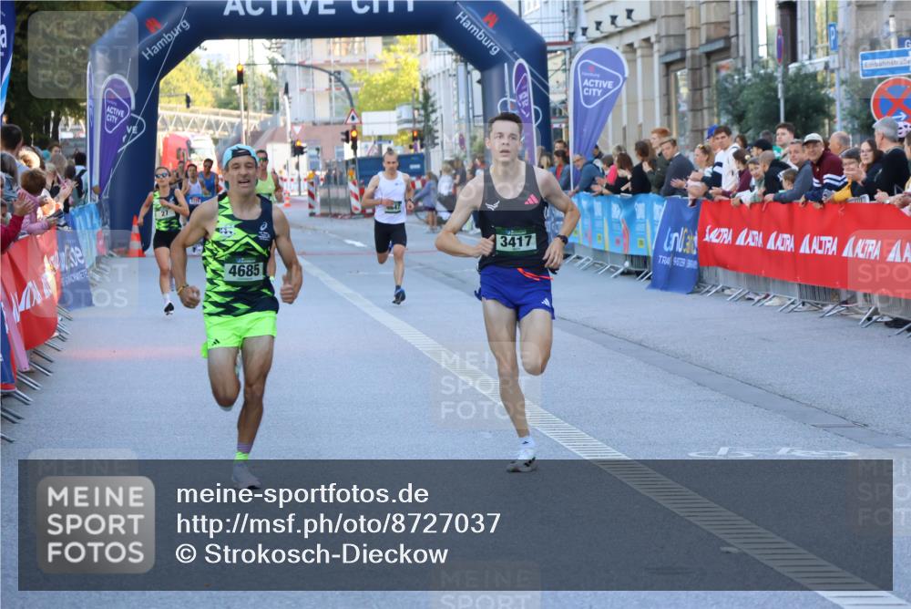 07.09.2025 - BARMER Alsterlauf Strokosch-Dieckow http://msf.ph/oto/8727037 07.09.2025 09:36:10 Ziel 2529, 2779, 4853, 5660, 5748, 5924 meine-sportfotos.de