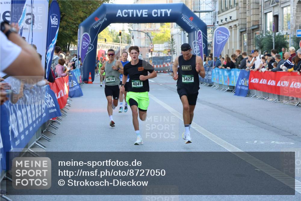 07.09.2025 - BARMER Alsterlauf Strokosch-Dieckow http://msf.ph/oto/8727050 07.09.2025 09:36:00 Ziel 27, 2012, 2529, 2779, 3417, 4647, 4685, 5660 meine-sportfotos.de