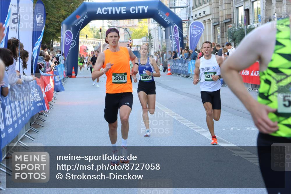 07.09.2025 - BARMER Alsterlauf Strokosch-Dieckow http://msf.ph/oto/8727058 07.09.2025 09:35:54 Ziel 27, 2012, 2529, 2779, 3417, 4647, 4685, 5354 meine-sportfotos.de
