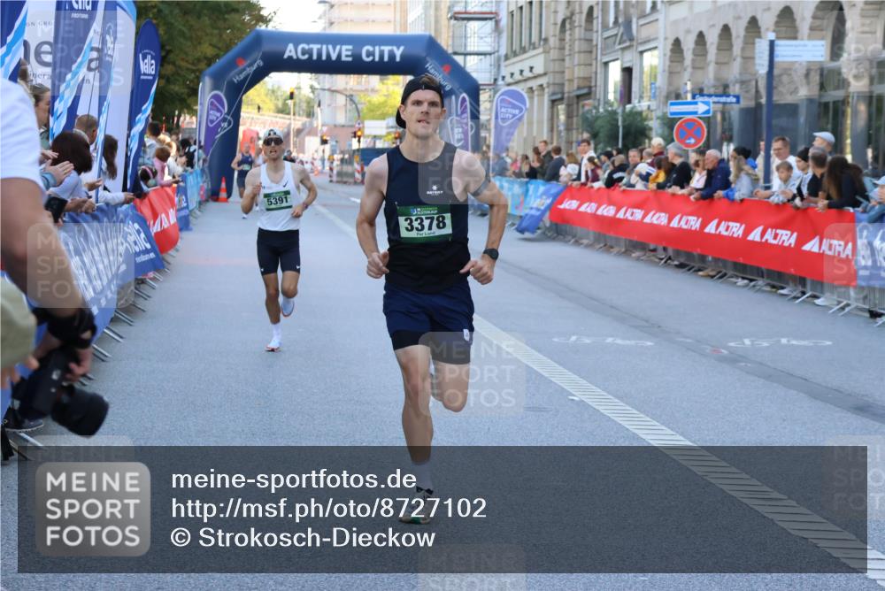 07.09.2025 - BARMER Alsterlauf Strokosch-Dieckow http://msf.ph/oto/8727102 07.09.2025 09:34:59 Ziel 25, 26, 3514, 5390, 5892, 8012, 8081, 8204 meine-sportfotos.de