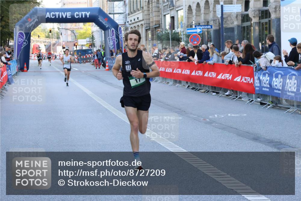 07.09.2025 - BARMER Alsterlauf Strokosch-Dieckow http://msf.ph/oto/8727209 07.09.2025 09:32:12 Ziel 21, 4118, 8354, 8374 meine-sportfotos.de