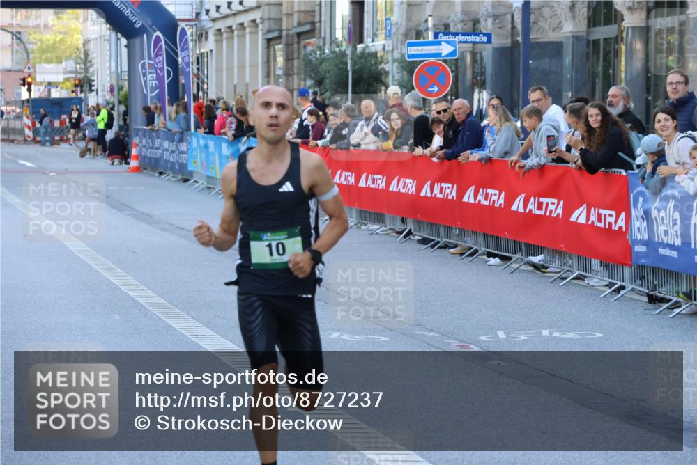 07.09.2025 - BARMER Alsterlauf Strokosch-Dieckow http://msf.ph/oto/8727237 07.09.2025 09:30:46 Ziel 4111 meine-sportfotos.de