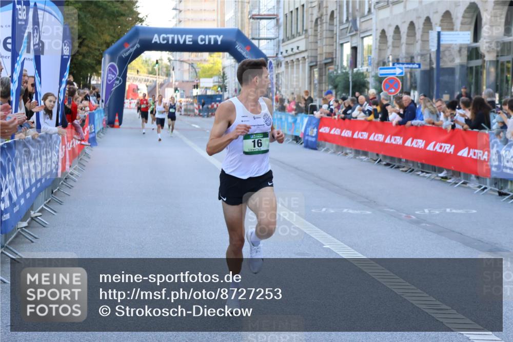 07.09.2025 - BARMER Alsterlauf Strokosch-Dieckow http://msf.ph/oto/8727253 07.09.2025 09:30:24 Ziel 8, 10 meine-sportfotos.de