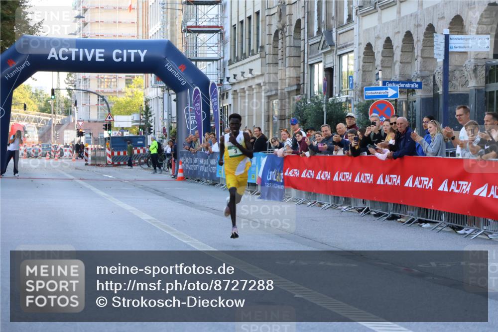 07.09.2025 - BARMER Alsterlauf Strokosch-Dieckow http://msf.ph/oto/8727288 07.09.2025 09:28:15 Ziel  meine-sportfotos.de