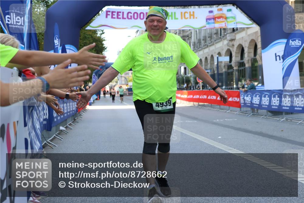 07.09.2025 - BARMER Alsterlauf Strokosch-Dieckow http://msf.ph/oto/8728662 07.09.2025 10:33:28 Ziel  meine-sportfotos.de