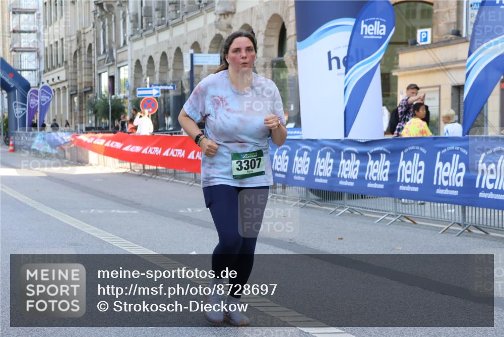 07.09.2025 - BARMER Alsterlauf Strokosch-Dieckow http://msf.ph/oto/8728697 07.09.2025 10:32:40 Ziel 3898, 4939 meine-sportfotos.de