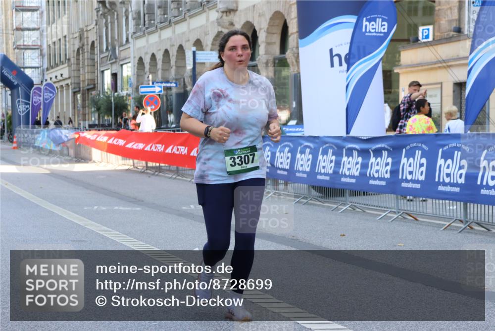 07.09.2025 - BARMER Alsterlauf Strokosch-Dieckow http://msf.ph/oto/8728699 07.09.2025 10:32:40 Ziel 3898, 4939 meine-sportfotos.de