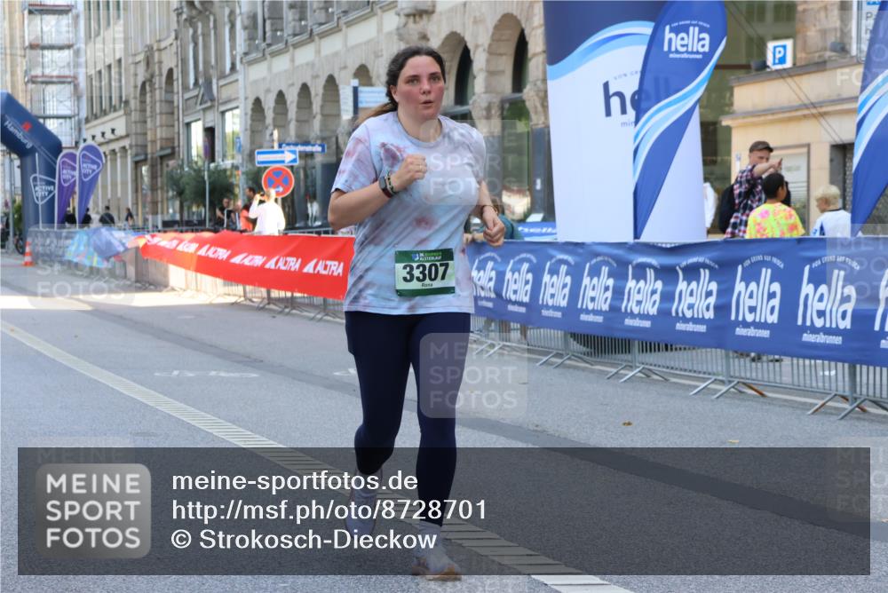 07.09.2025 - BARMER Alsterlauf Strokosch-Dieckow http://msf.ph/oto/8728701 07.09.2025 10:32:40 Ziel 3898, 4939 meine-sportfotos.de