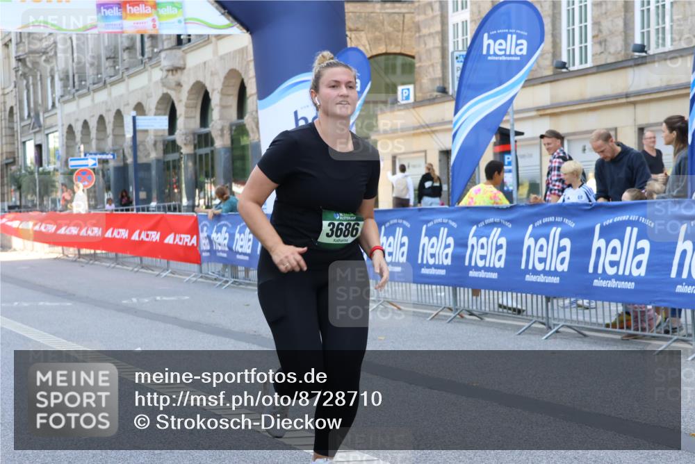 07.09.2025 - BARMER Alsterlauf Strokosch-Dieckow http://msf.ph/oto/8728710 07.09.2025 10:32:33 Ziel 3105, 4939 meine-sportfotos.de