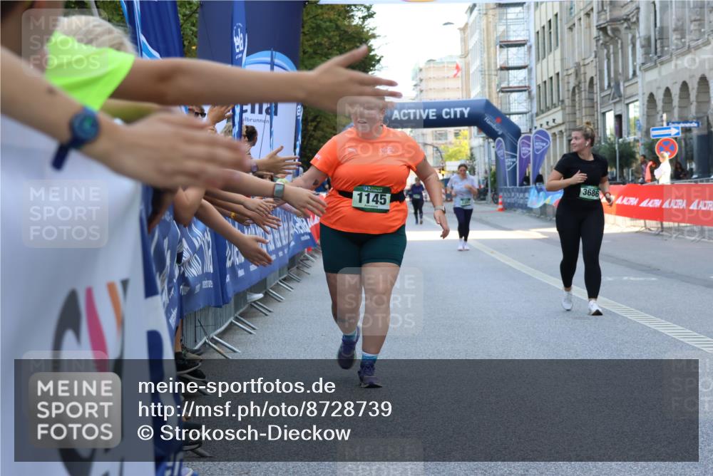 07.09.2025 - BARMER Alsterlauf Strokosch-Dieckow http://msf.ph/oto/8728739 07.09.2025 10:32:28 Ziel 3105 meine-sportfotos.de