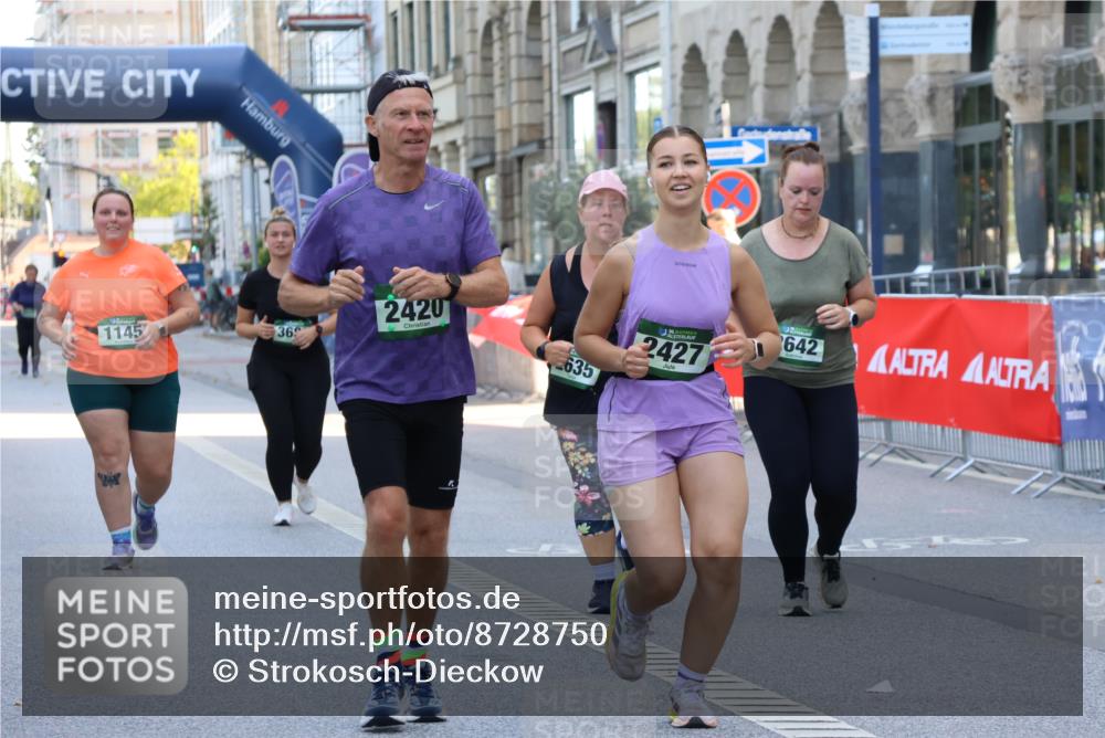 07.09.2025 - BARMER Alsterlauf Strokosch-Dieckow http://msf.ph/oto/8728750 07.09.2025 10:32:23 Ziel 3105 meine-sportfotos.de