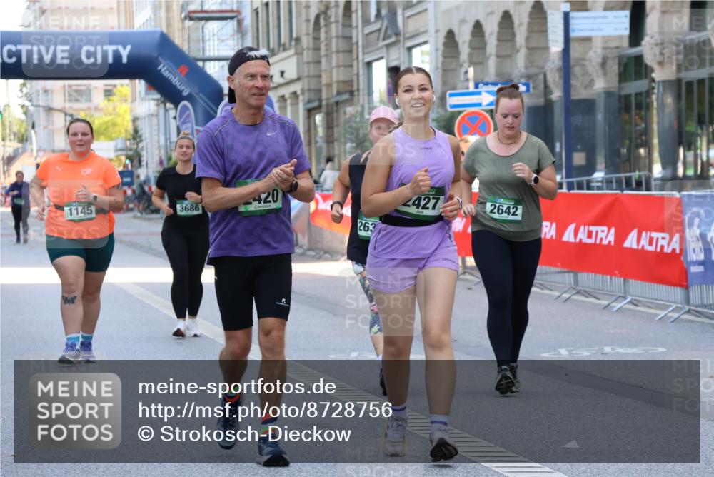 07.09.2025 - BARMER Alsterlauf Strokosch-Dieckow http://msf.ph/oto/8728756 07.09.2025 10:32:23 Ziel 3105 meine-sportfotos.de