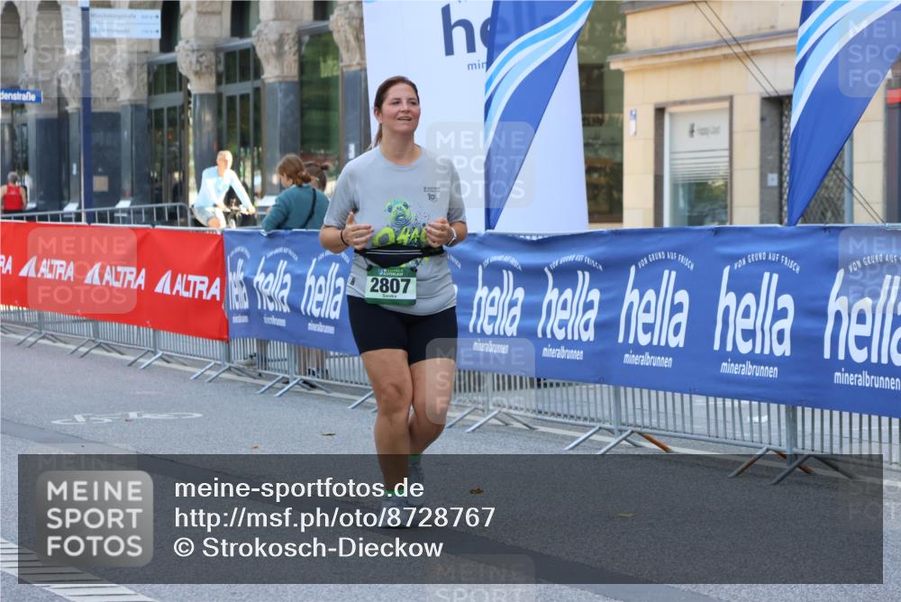 07.09.2025 - BARMER Alsterlauf Strokosch-Dieckow http://msf.ph/oto/8728767 07.09.2025 10:32:15 Ziel 4222 meine-sportfotos.de