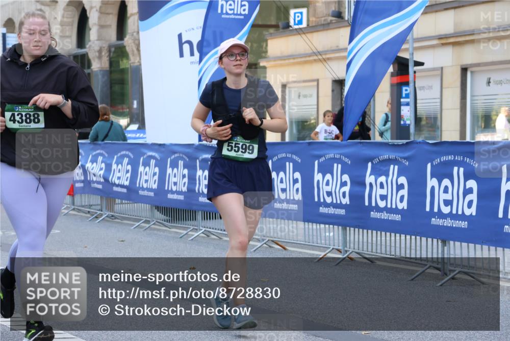 07.09.2025 - BARMER Alsterlauf Strokosch-Dieckow http://msf.ph/oto/8728830 07.09.2025 10:31:38 Ziel 1145, 2420, 2427, 2635, 2807, 3686 meine-sportfotos.de